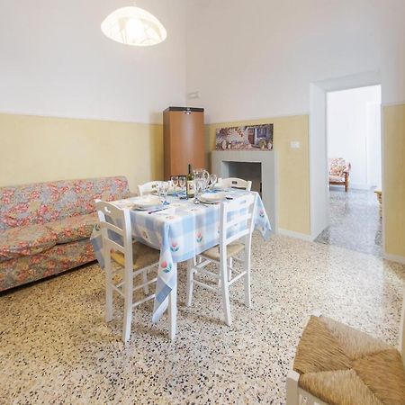 Casa Vacanze Penelope Alessano Bagian luar foto